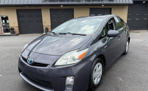 2014 Toyota Prius TWO