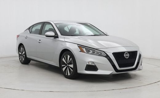 2022 Nissan Altima SV