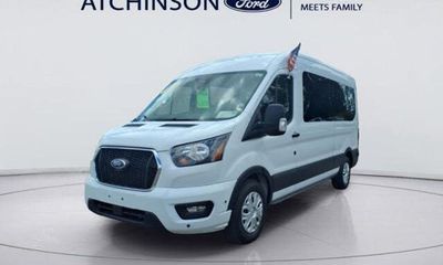 2024 Ford Transit Medium Roof
