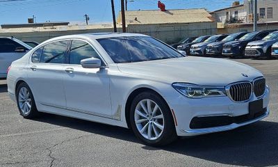 2019 BMW 750i