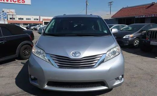 2017 Toyota Sienna