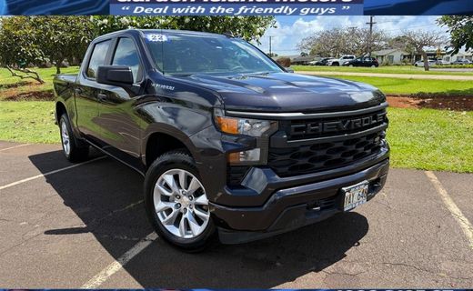 2022 Chevrolet Silverado Custom