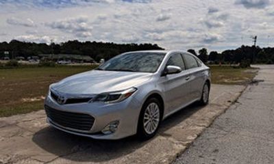 2013 Toyota Avalon Hybrid