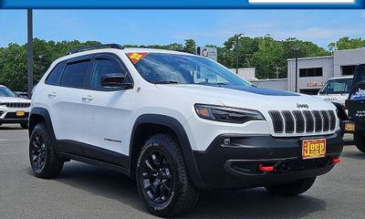 2022 Jeep Cherokee Trailhawk