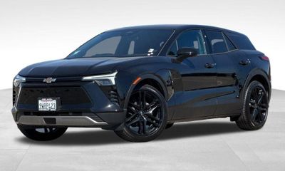 2025 Chevrolet Blazer LT