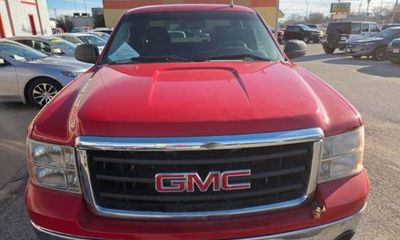 2011 GMC Sierra SLE