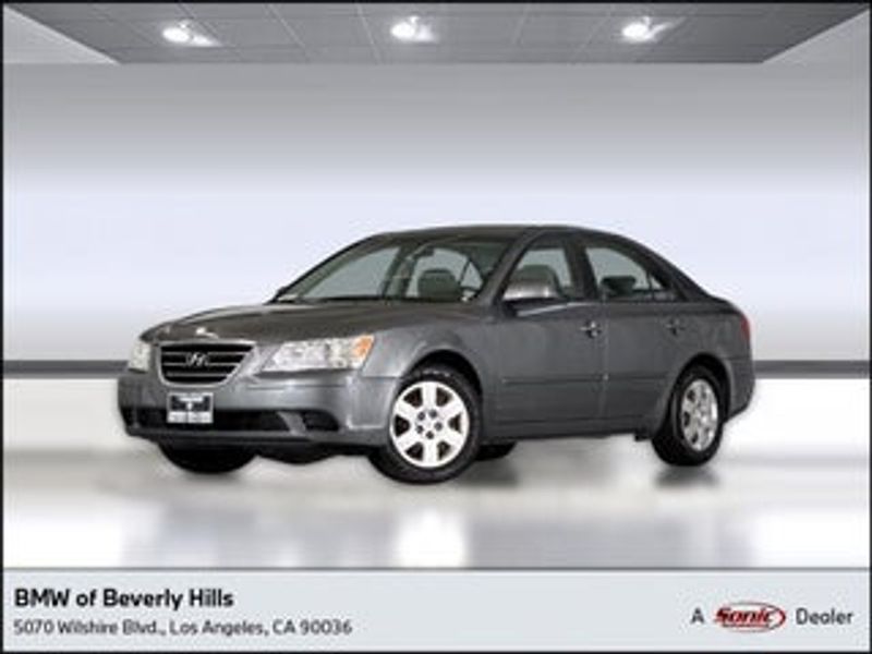 2009 Hyundai Sonata — a typically priced live listing