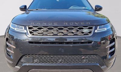 2023 Land Rover Range Evoque SE