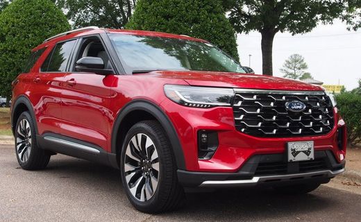 2026 Ford Explorer Platinum