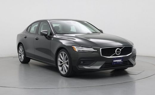 2021 Volvo S60 Momentum