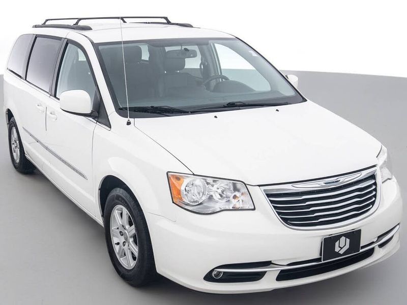 2013 Chrysler Town And Country — a typically priced live listing