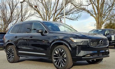 2026 Volvo XC90 Ultra Bright