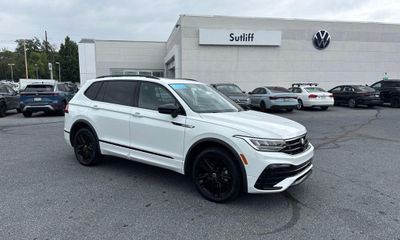 2022 Volkswagen Tiguan 4Motion SE R