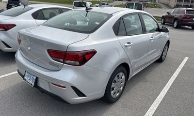 2023 Kia RIO