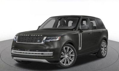 2027 Land Rover Range SE