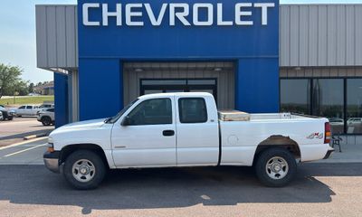 2000 Chevrolet Silverado Base