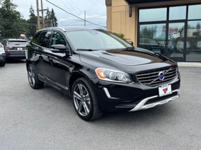 2017 Volvo XC60 — a typically priced live listing