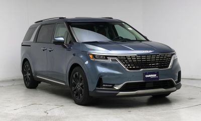 2023 Kia Carnival