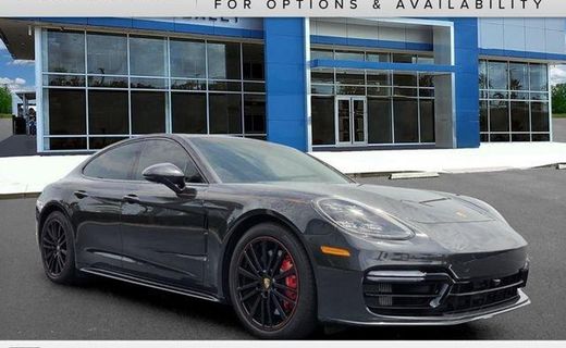 2020 Porsche Panamera GTS