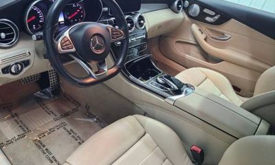 2018 Mercedes-Benz C-Class C300 4M