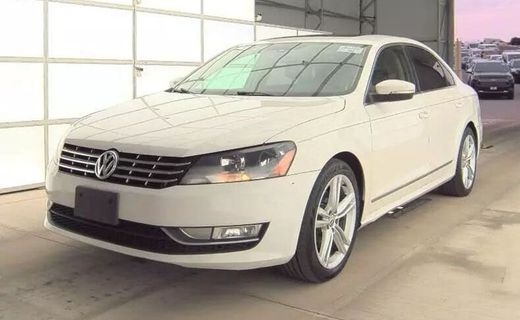 2014 Volkswagen Passat SEL