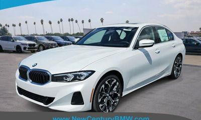 2025 BMW 330I Sedan