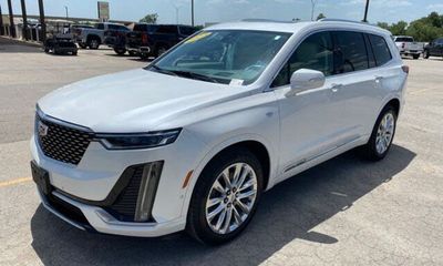 2020 Cadillac XT6 Premium Luxury