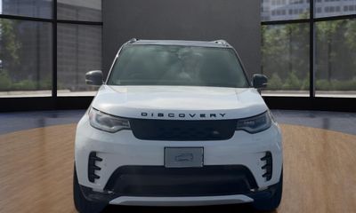 2026 Land Rover Discovery P360 Dynamic SE