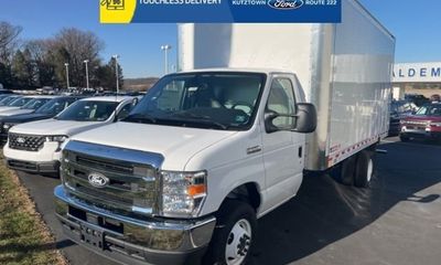 2026 Ford E-450 Base