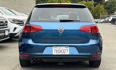 2017 Volkswagen Golf S Wolfsburg