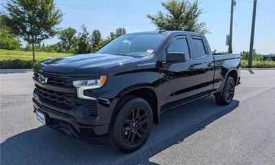 2024 Chevrolet Silverado RST