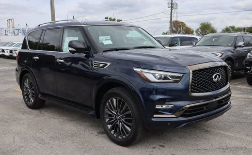 2023 Infiniti QX80 Base