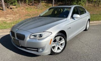 2013 BMW 528xi 528i xDrive Sedan