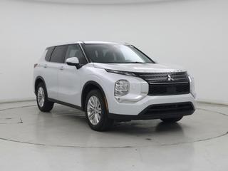 2024 Mitsubishi Outlander ES