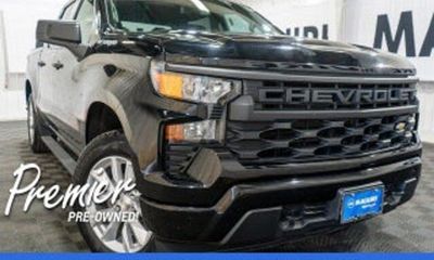 2023 Chevrolet Silverado Custom