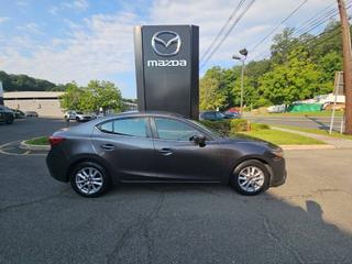 2018 Mazda MAZDA3 Sport