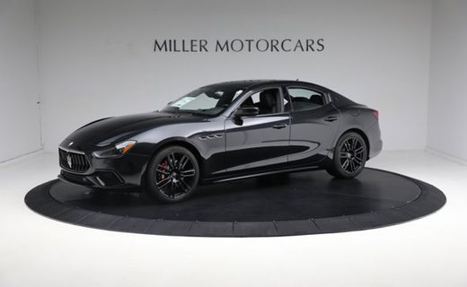 2024 Maserati Ghibli Modena Q4