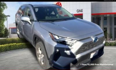 2023 Toyota RAV4 LE