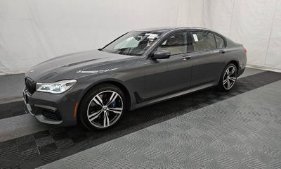 2018 BMW 750i B7