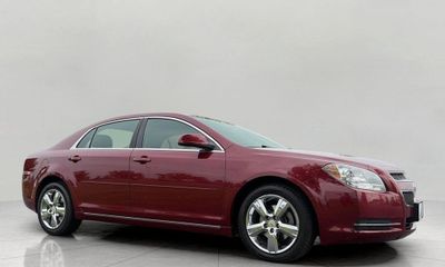 2011 Chevrolet Malibu 2LT