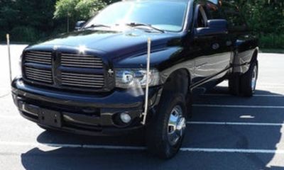2004 Dodge Ram Laramie