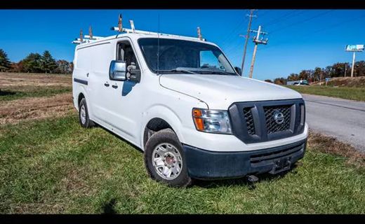 2014 Nissan NV SV