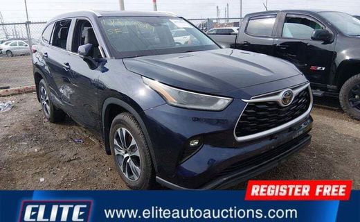 2021 Toyota Highlander XLE