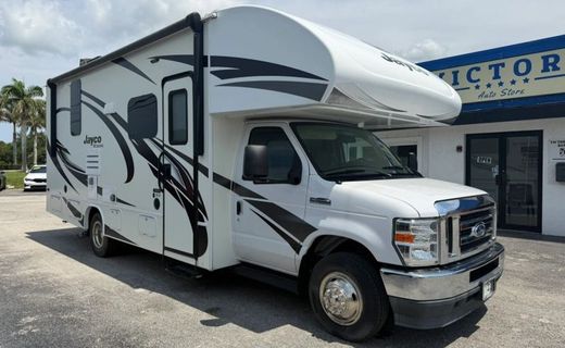 2021 Ford E-450 Base