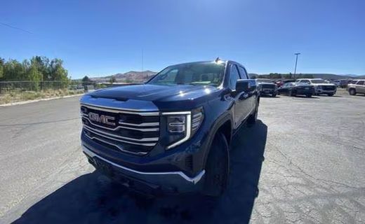 2023 GMC Sierra SLT