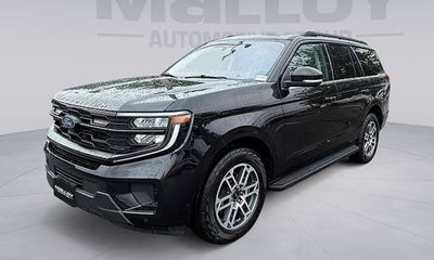 2025 Ford Expedition Active
