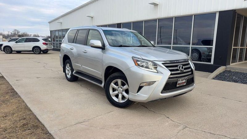 2016 Lexus GX — a typically priced live listing