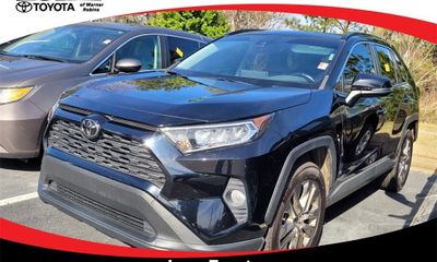 2020 Toyota RAV4 XLE Premium