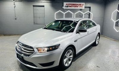 2018 Ford Taurus SEL