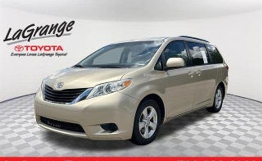 2010 Toyota Sienna LE